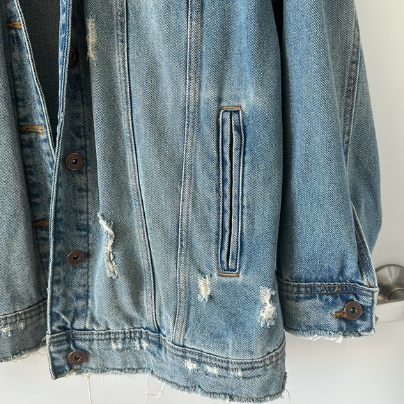 Oversized Zara jean jacket - Picture 4 of 7